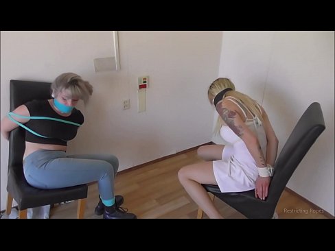 ❤️ E varur / e lidhur dhe e gojës / vajzë në ankth Video seksi në sq.full-porner.ru ❌️❤